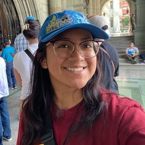 Meet your Posher, Vicky